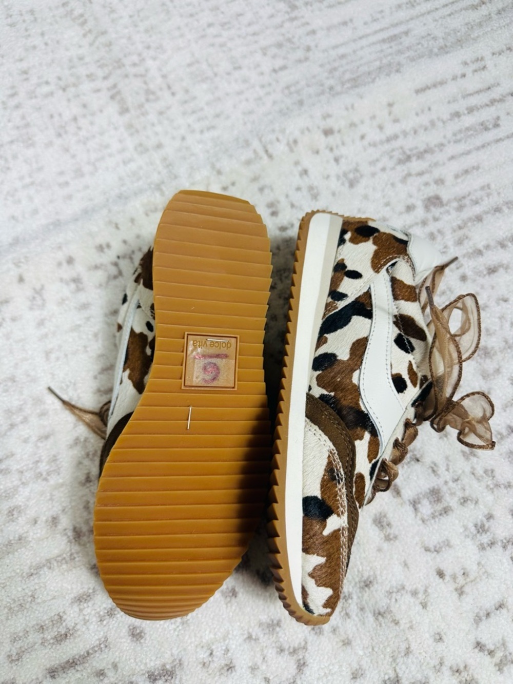 Dolce Vita Brown & White Leopard-Print Ribbon Lace Sneakers - Picture 4 of 15